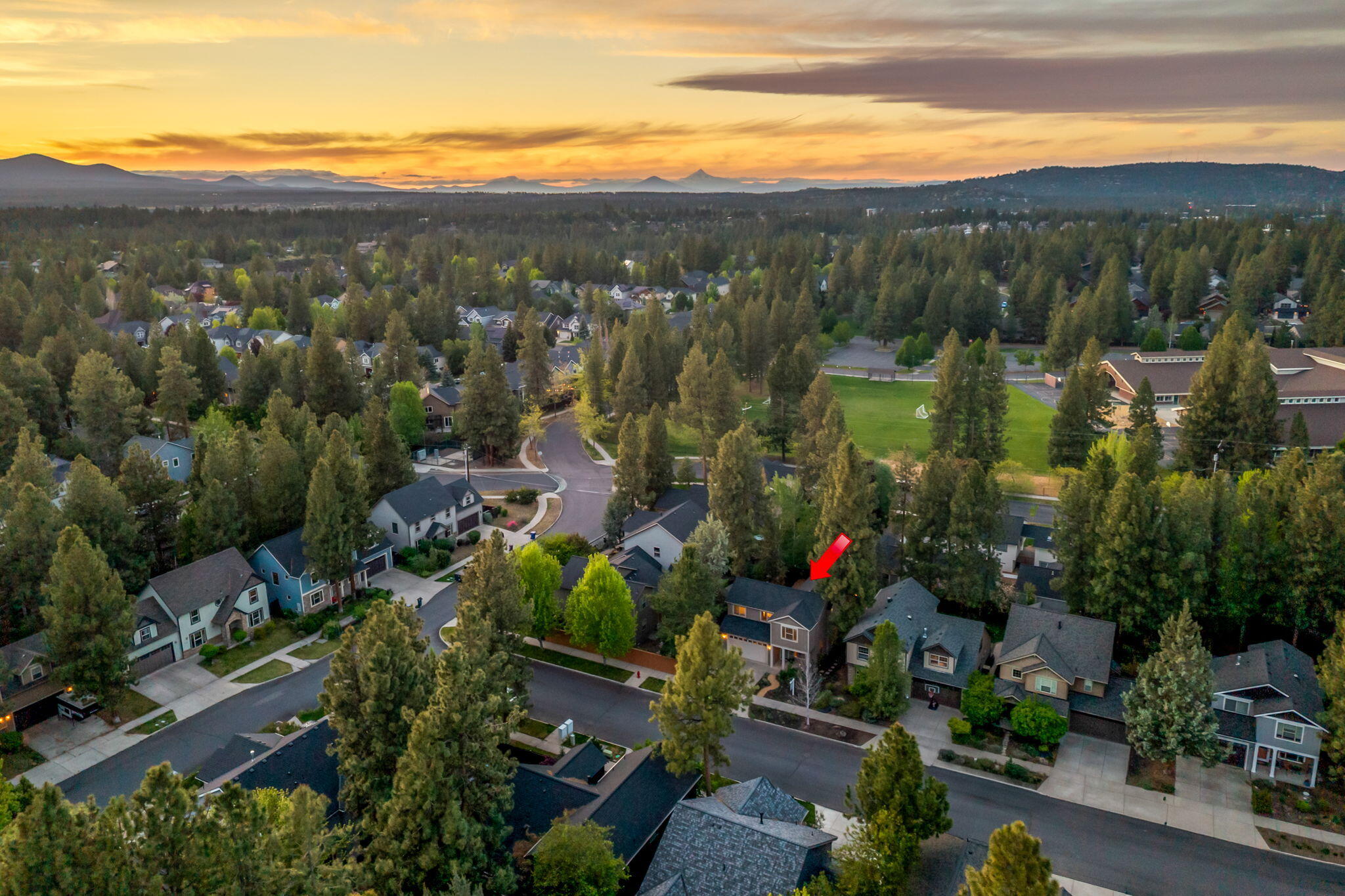 19824 Copernicus Avenue Bend, OR 97702 - Photo 33 of 39 2026_05_10_19824_copernicus_ave_twilight