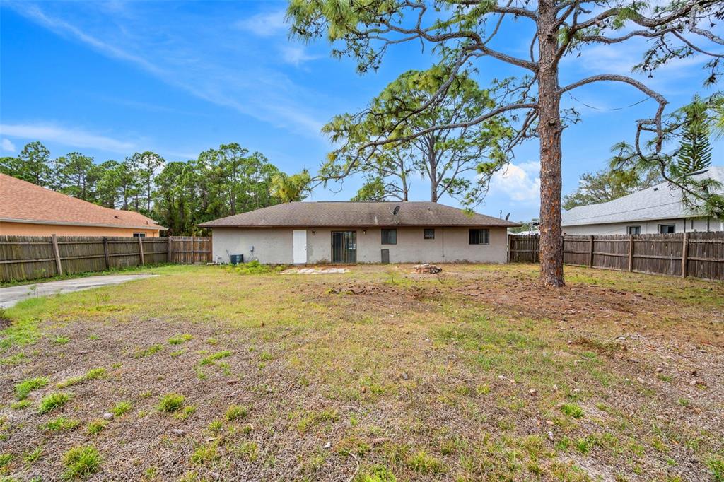 408 Australian Road Northwest Palm Bay, FL 32907 - Photo 16 of 23