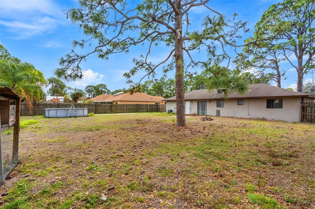 408 Australian Road Northwest Palm Bay, FL 32907 - Photo 17 of 23
