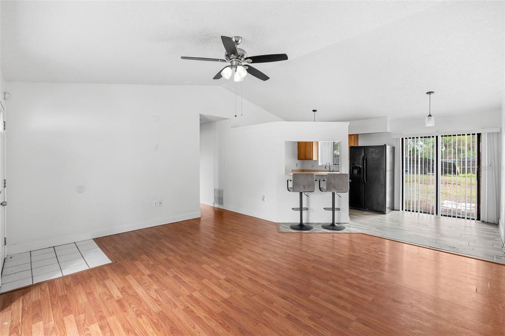 408 Australian Road Northwest Palm Bay, FL 32907 - Photo 4 of 23