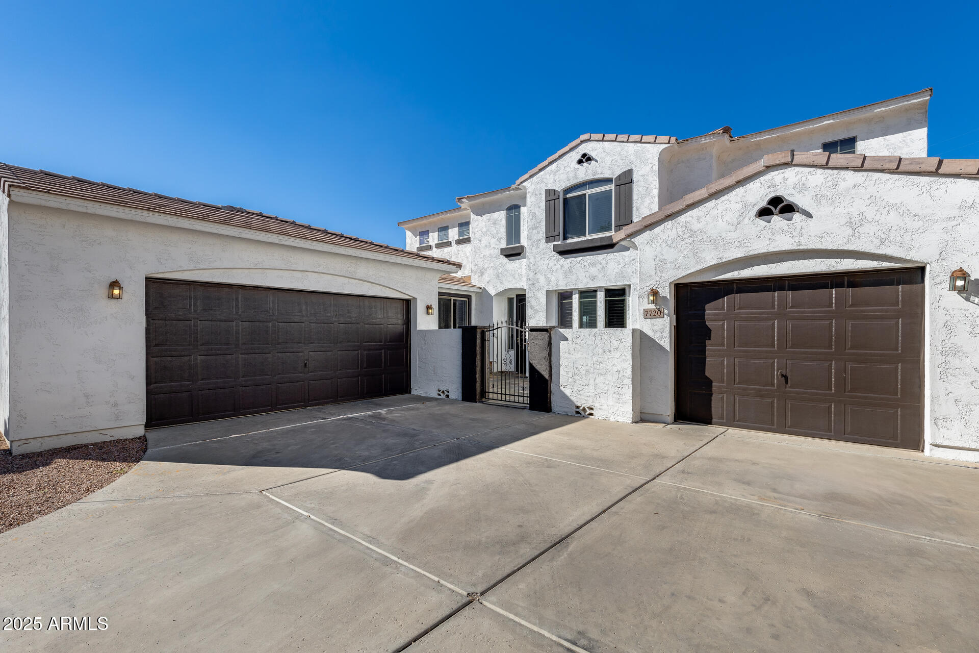 7720 South 22nd Lane Phoenix, AZ 85041 - Photo 12 of 82
