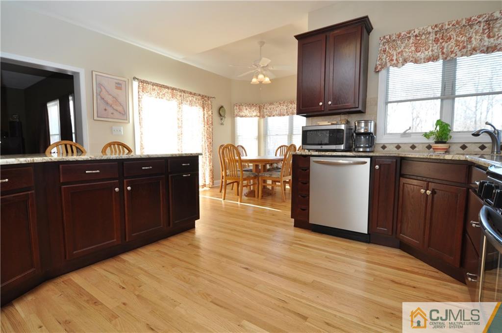 102 Autumn Road Old Bridge, NJ 07747 - Photo 21 of 24 Gallery Image 21