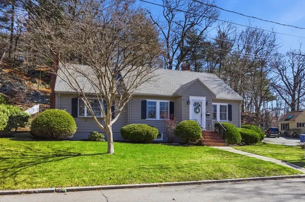 $849,900 | 38 Morgan Avenue, Wakefield, MA 01880