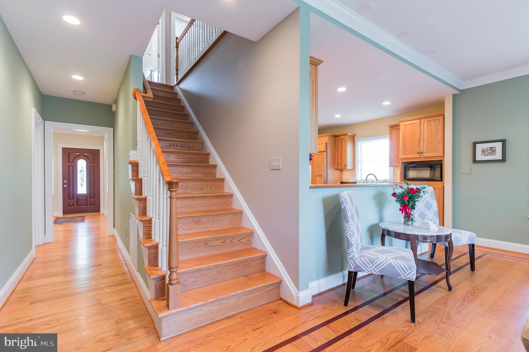 6403 Stoneham Road Bethesda, MD 20817 - Photo 12 of 30 Gallery Image 12
