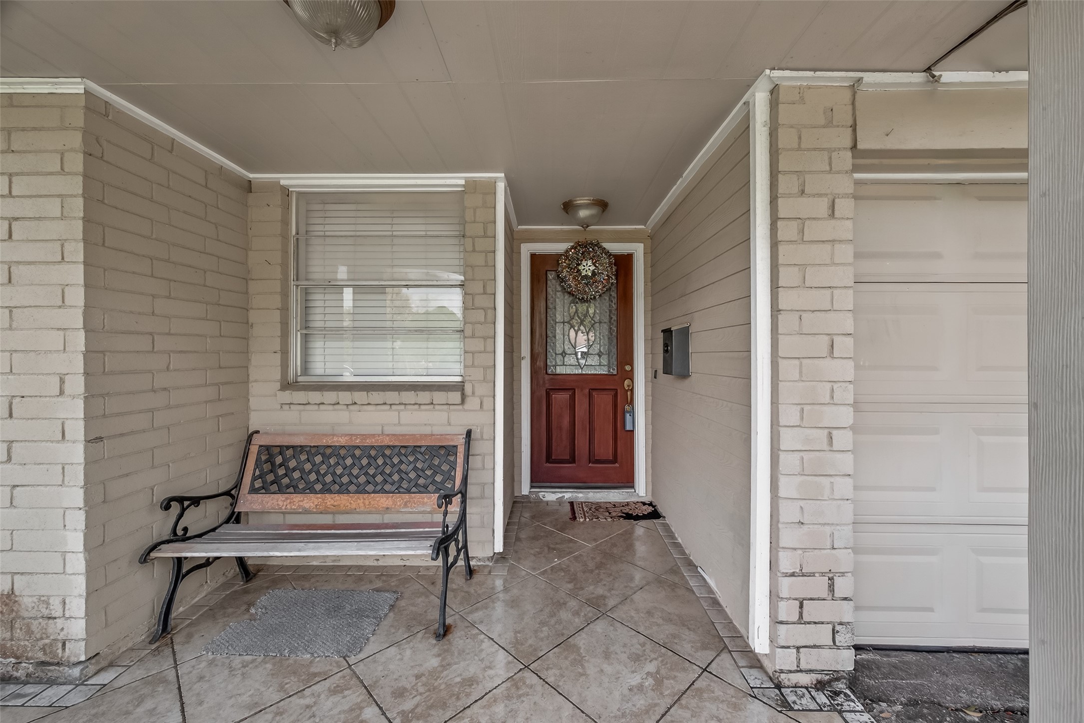 11303 Riderwood Drive Houston, TX 77099 - Photo 4 of 17