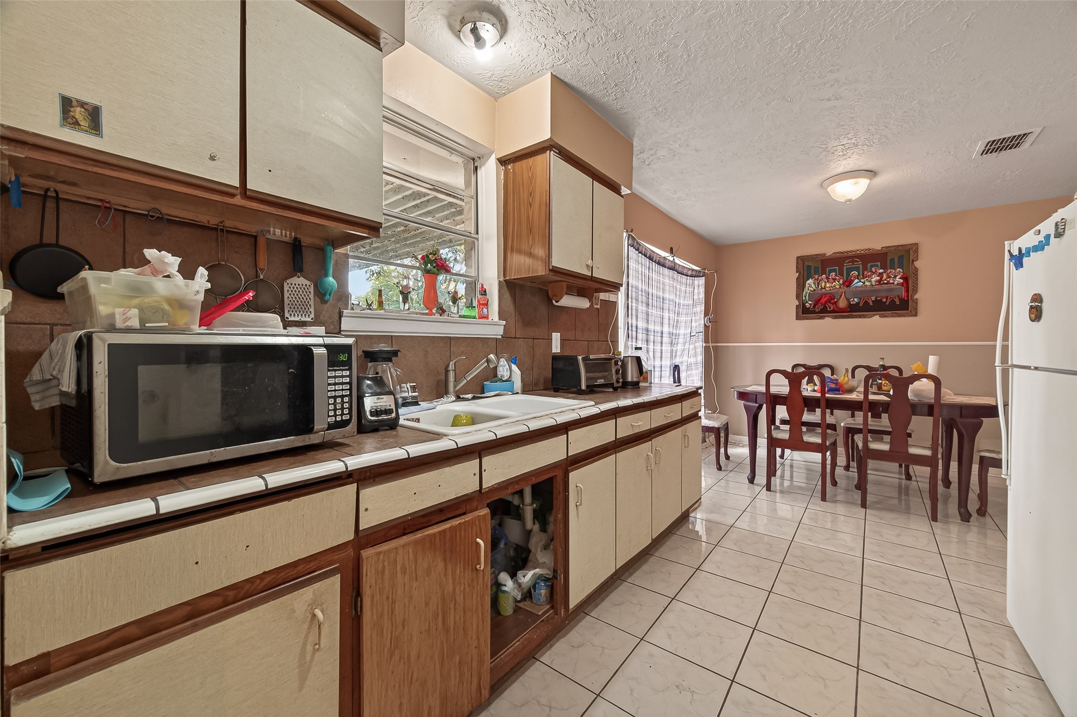 11303 Riderwood Drive Houston, TX 77099 - Photo 10 of 17