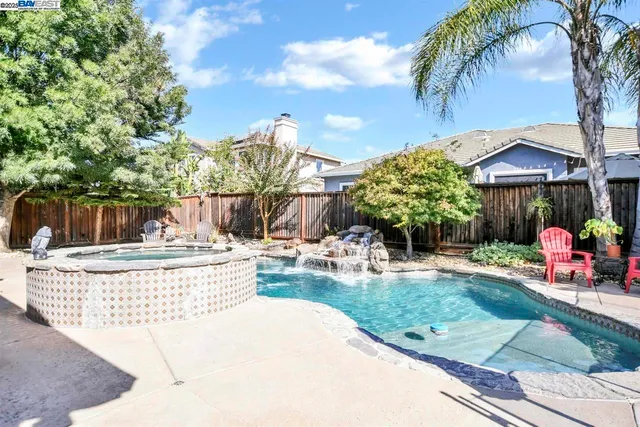 $920,000 | 1461 Majestic Lane, Brentwood, CA 94513