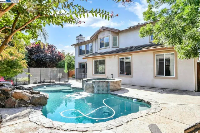 $920,000 | 1461 Majestic Lane, Brentwood, CA 94513