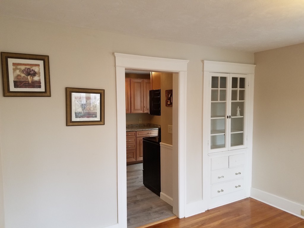 5 Lyndale Road Worcester, MA 01606 - Photo 10 of 22 a view of livingroom with hallway