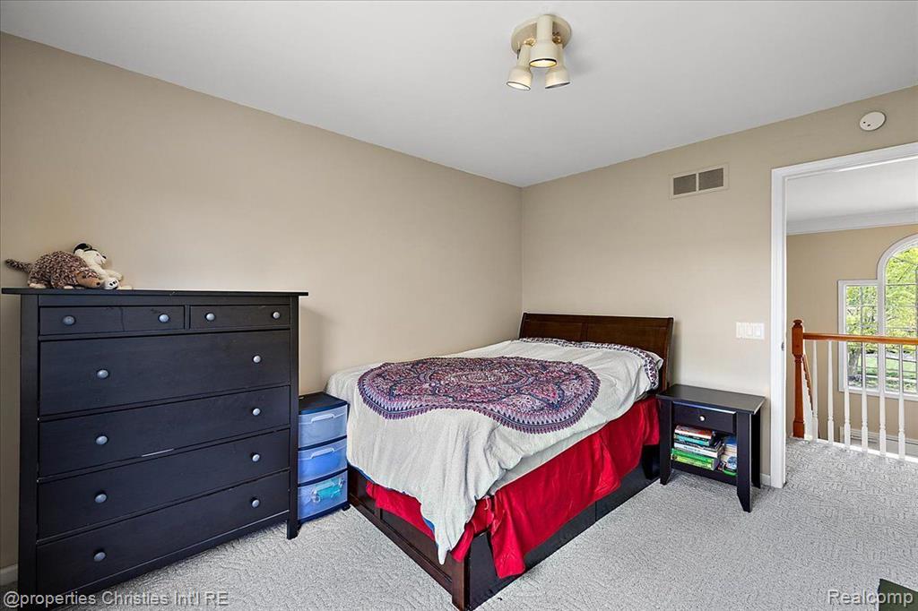 1708 Tremont Road Canton, MI 48188 - Photo 39 of 60