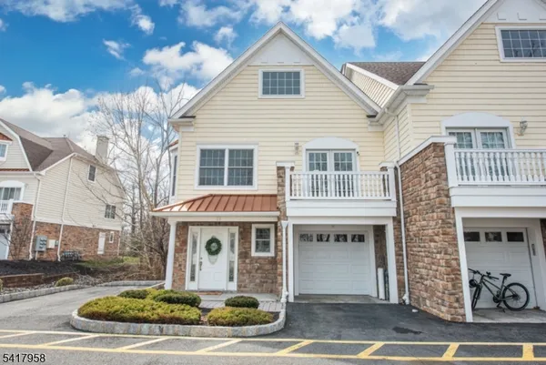 $749,000 | 21 Riverbend Court, New Providence, NJ 07974