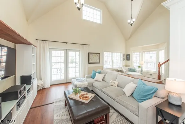 $749,000 | 21 Riverbend Court, New Providence, NJ 07974