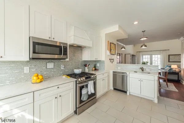 $749,000 | 21 Riverbend Court, New Providence, NJ 07974