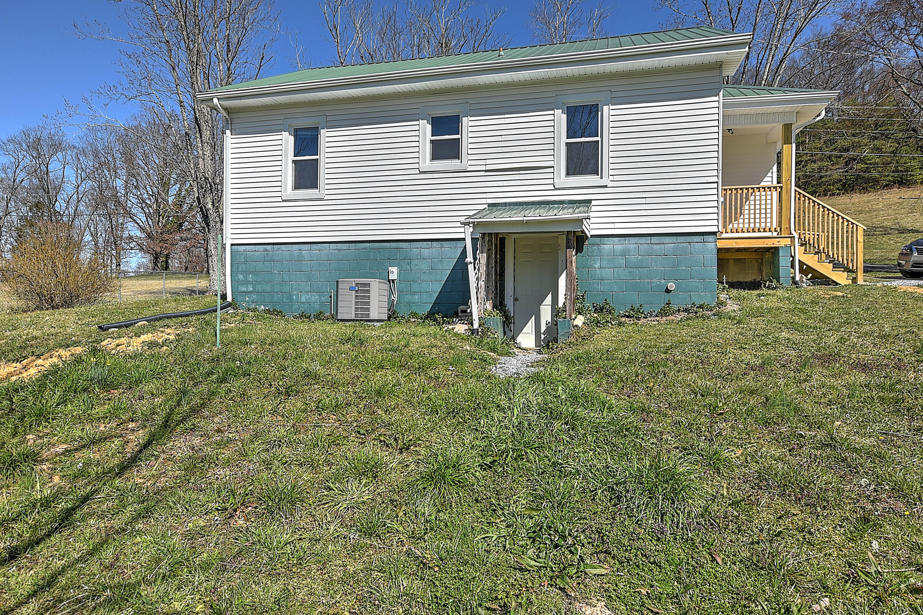 320 Greystone Road Greeneville, TN 37743 - Photo 22 of 28 320 Greystone-26