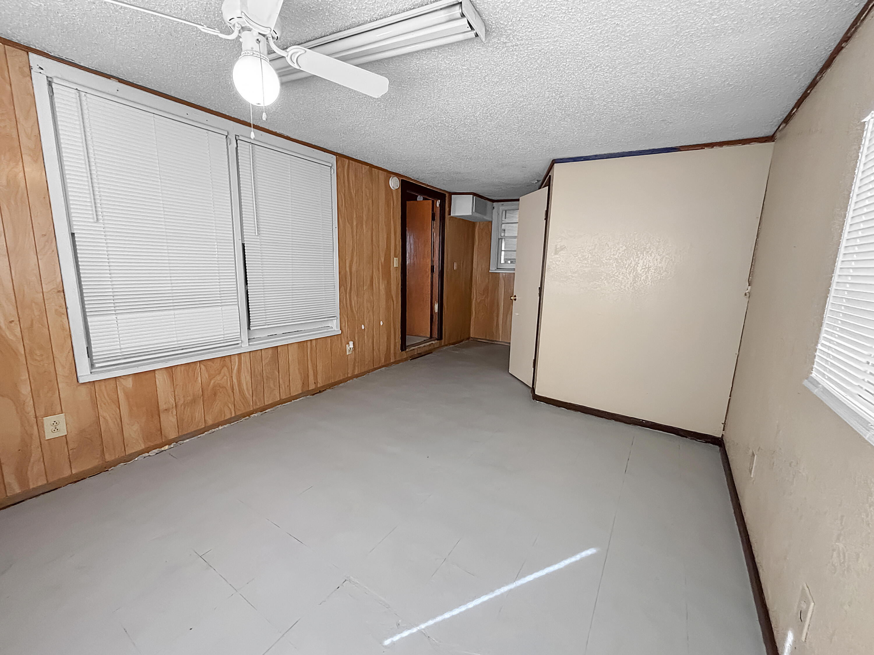 4411 45th Street Lubbock, TX 79414 - Photo 40 of 44 a view of an empty room with a window