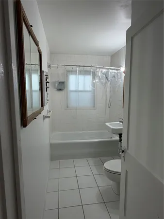 $1,950 | 1719 Dunlavy Street, Houston, TX 77006
