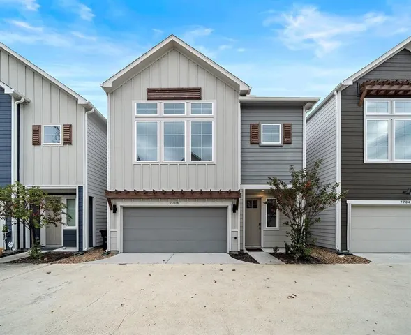 $2,400 | 7706 Kivu Lane, Houston, TX 77055