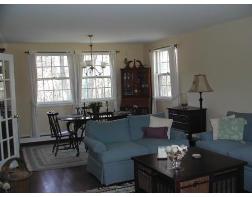 43 Colonial Road Hingham, MA 02043 - Photo 7 of 11 Gallery Image 7