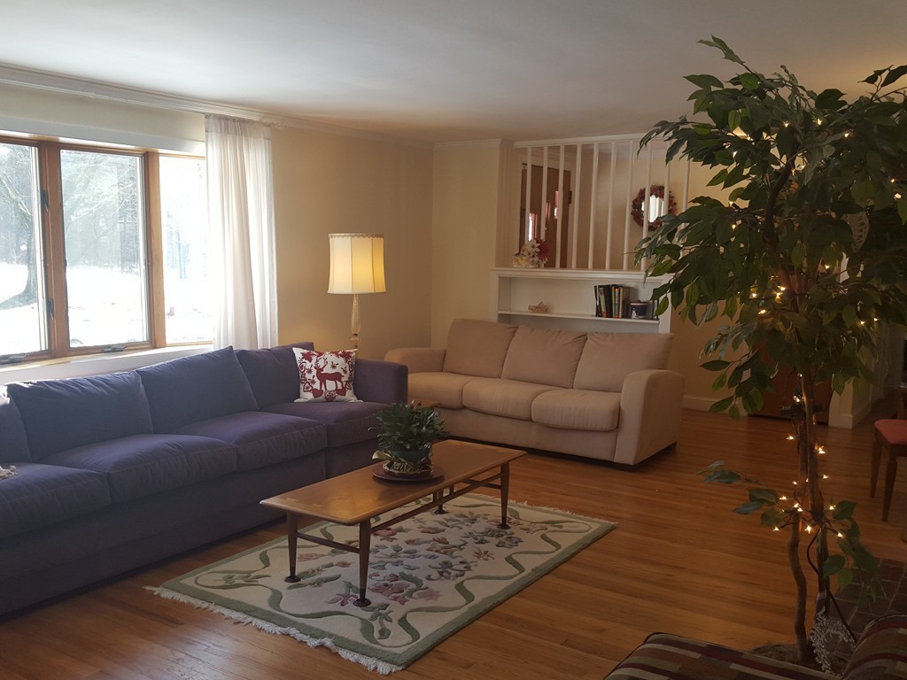 5 MacIntosh Road Bedford, MA 01730 - Photo 13 of 28 Gallery Image 13