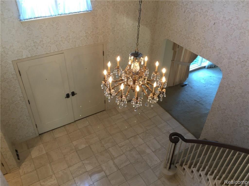 75 Belle Meade Road Grosse Pointe, MI 48236 - Photo 16 of 23 View of Foyer from 2nd floor