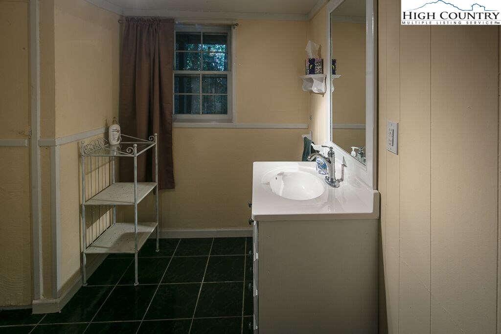511 Hemlock Hill Road Boone, NC 28607 - Photo 22 of 31 Gallery Image 22