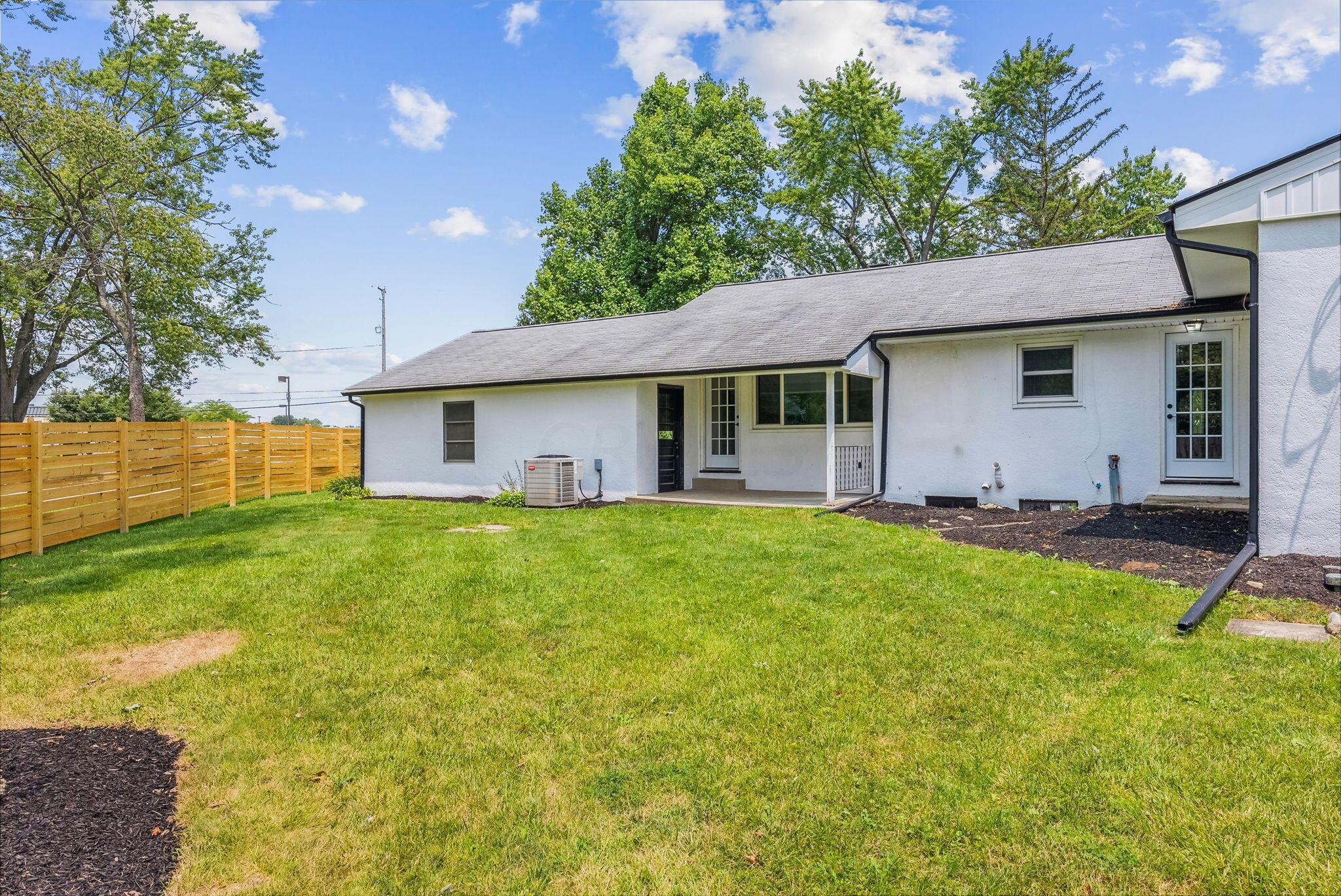5115 Henderson Heights Road Columbus, OH 43220 - Photo 51 of 54 51-web-or-mls-5115-henderson-heights-rd