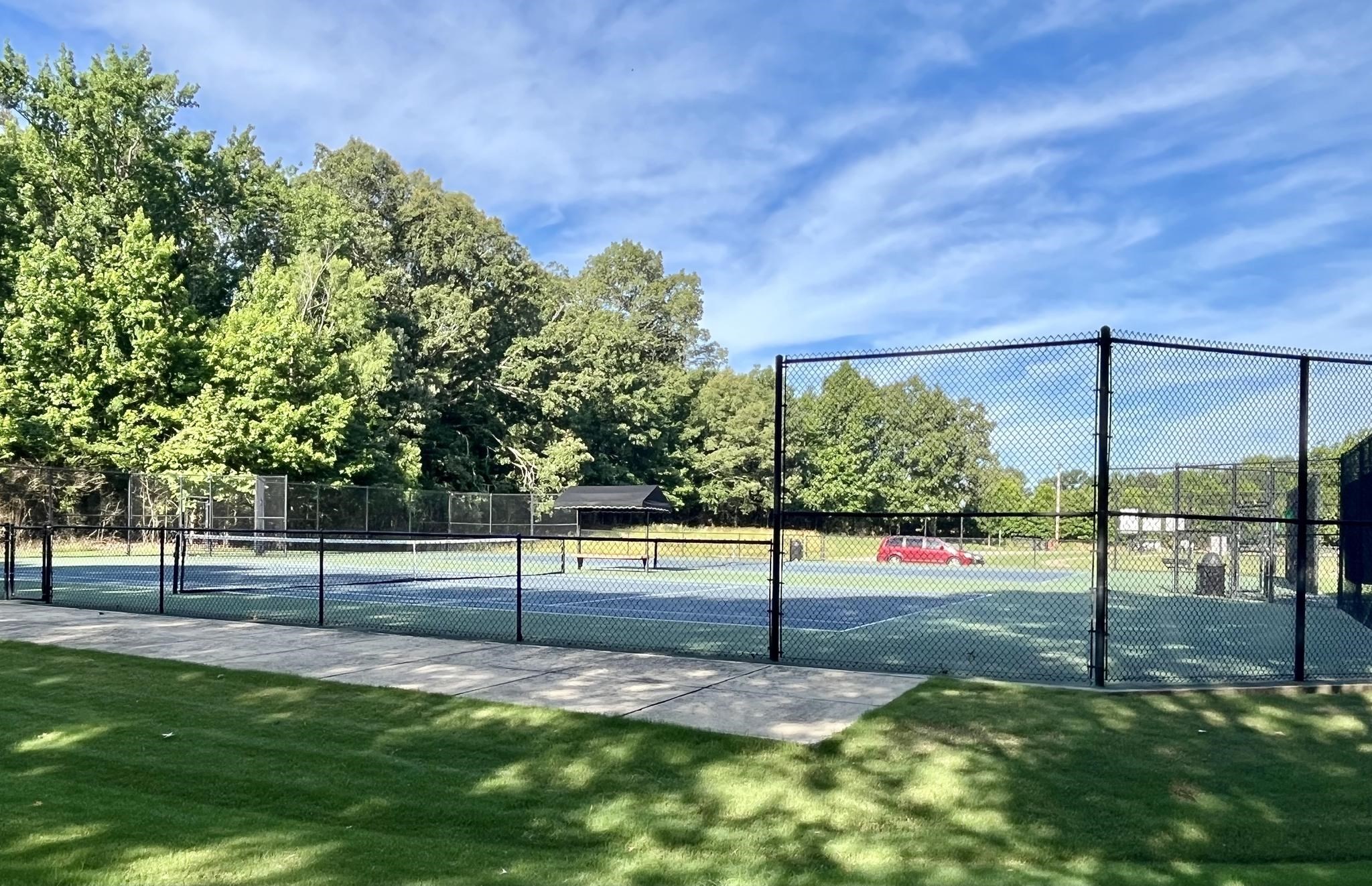 1339 Winoka Road Collierville, TN 38017 - Photo 22 of 40 Grab your racquets for a match of tennis