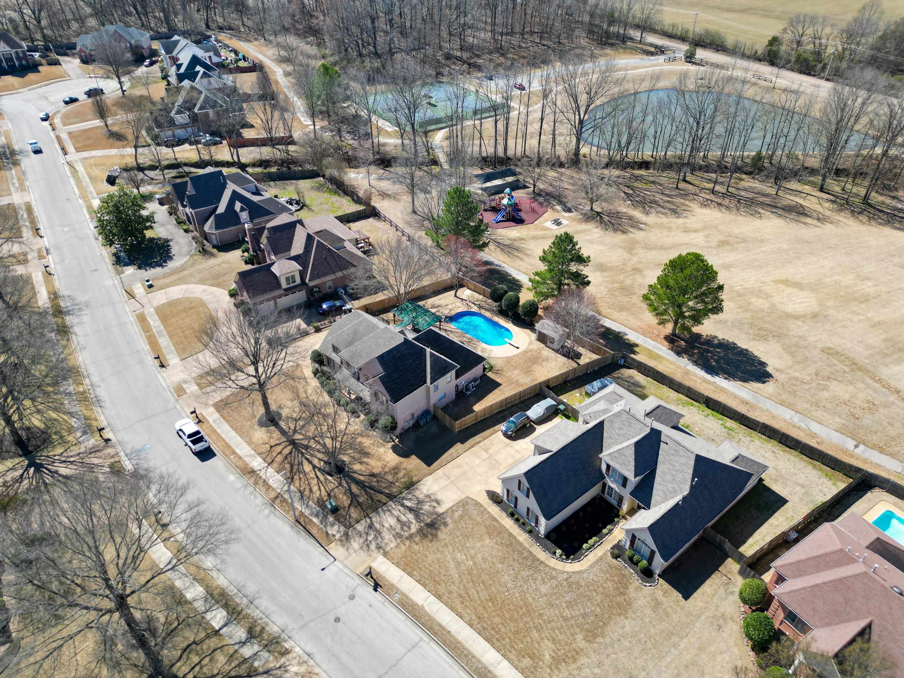 1339 Winoka Road Collierville, TN 38017 - Photo 39 of 40 an aerial view of a backyard with seating space