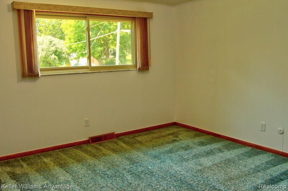 26350 Drake Road Farmington, MI 48331 - Photo 22 of 51 24.jpg