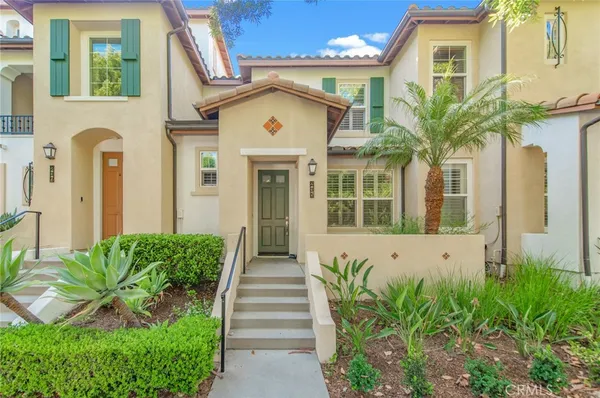 $3,850 | 235 Dewdrop, Irvine, CA 92603