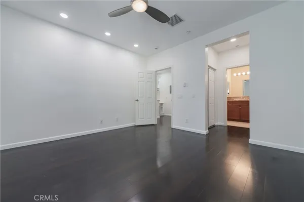 $3,850 | 235 Dewdrop, Irvine, CA 92603