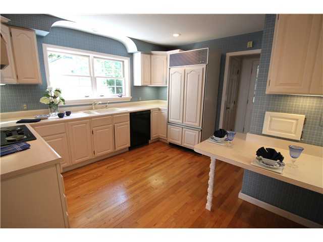 2365 Abington Road Columbus, OH 43221 - Photo 5 of 18