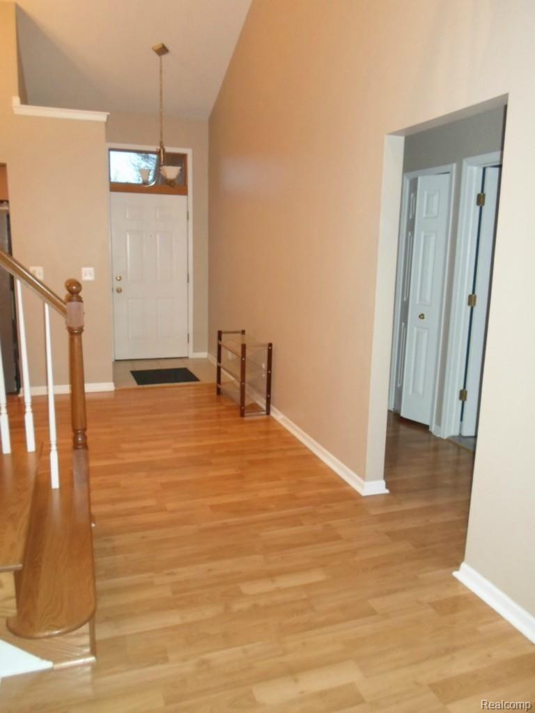 16647 Country Ridge Lane Macomb, MI 48044 - Photo 9 of 28 SAM_1480.jpg