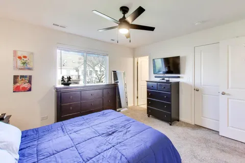 $319,900 | 1205 Prairie View Parkway, Cary, IL 60013