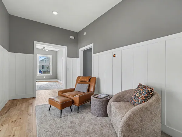 $325,000 | 205 West 1st Street, Ludington, MI 49431