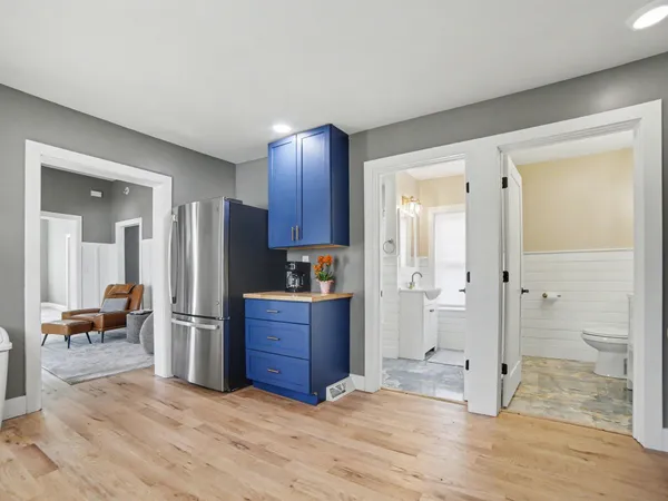 $325,000 | 205 West 1st Street, Ludington, MI 49431
