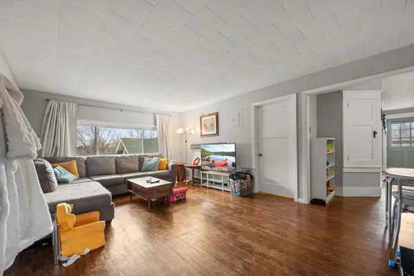 $339,000 | 560 East 7th Street, Red Wing, MN 55066