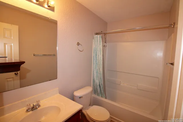 $1,800 | 7815 Liberty Horse, Selma, TX 78154