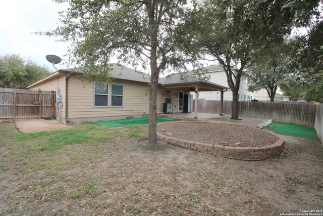 $1,800 | 7815 Liberty Horse, Selma, TX 78154