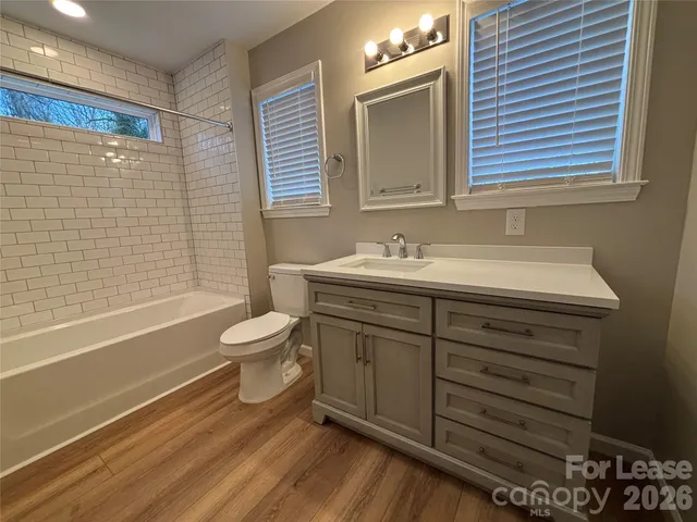 $2,100 | 931 East Front Street, Statesville, NC 28677