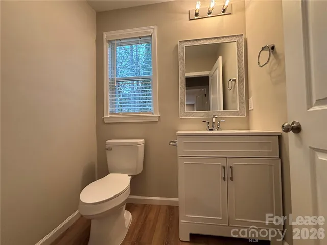 $2,100 | 931 East Front Street, Statesville, NC 28677