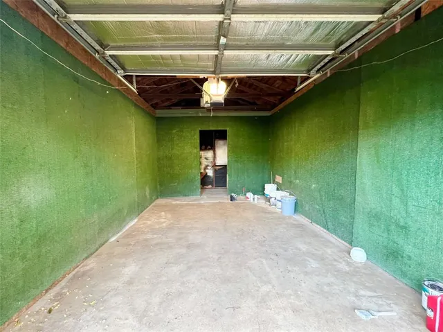 $1,800 | 1607 Herschel Street, Arlington, TX 76010