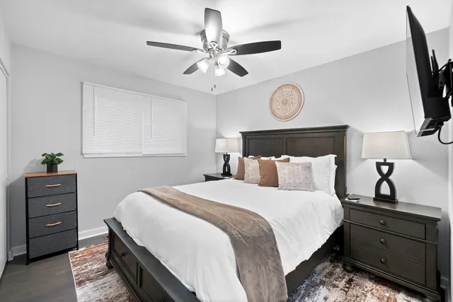 $425,000 | 325 West Central Avenue, Lombard, IL 60148