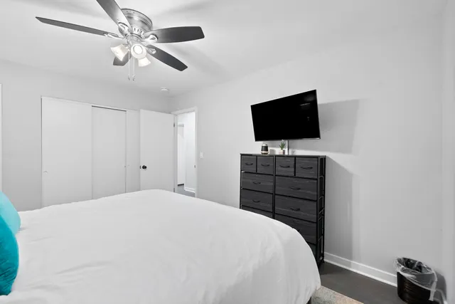 $425,000 | 325 West Central Avenue, Lombard, IL 60148