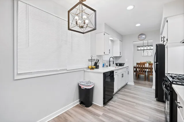 $425,000 | 325 West Central Avenue, Lombard, IL 60148