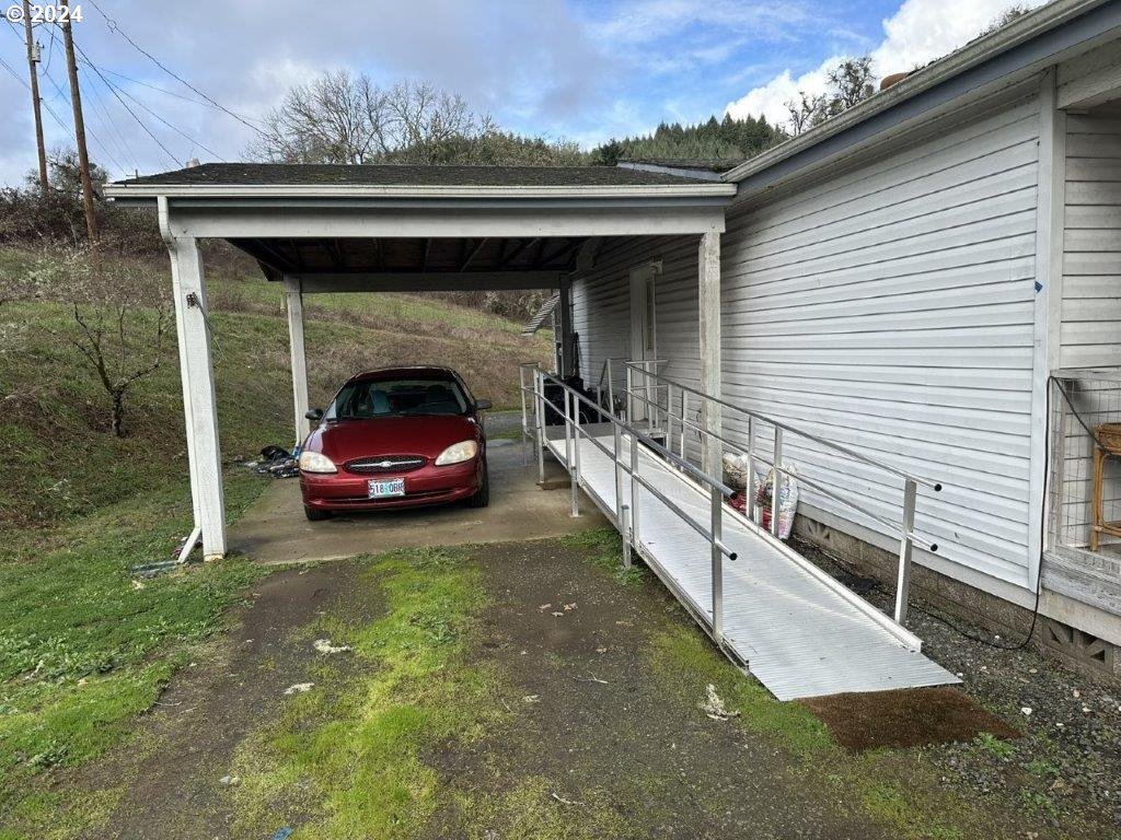 164 Maupin Road Oakland, OR 97462 - Photo 26 of 31 Gallery Image 26