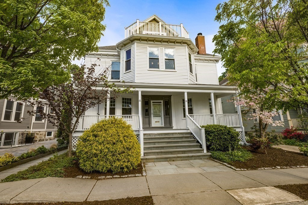 87 Coolidge Street, Unit 2 Brookline, MA 02446 - Photo 33 of 34 a front view of a house
