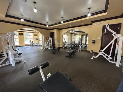 $2,000 | 8020 North Nob Hill Road, Unit 204, Tamarac, FL 33321