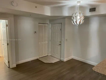 $2,000 | 8020 North Nob Hill Road, Unit 204, Tamarac, FL 33321