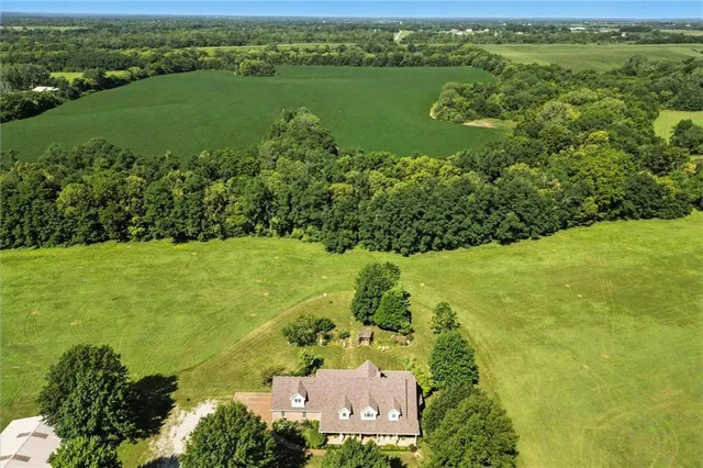 $1,300,000 | 7580 Southeast King Road, Holt, MO 64048